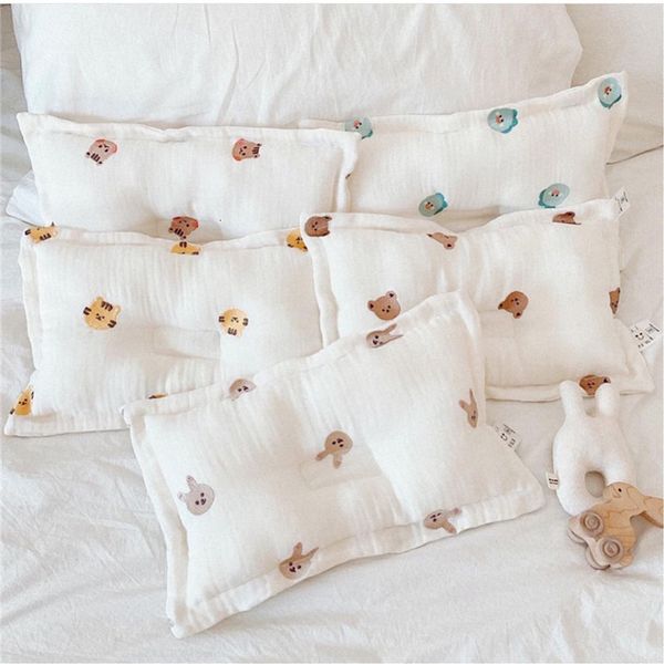 pillows 0-2 years old sleeping pillow breathable soft gauze cotton embroidery four seasons universal baby pillow born room bedding 230516
pillows 0-2 years old sleeping pillow breathable soft gauze cotton embroidery four seasons universal baby pillow born room bedding 230516