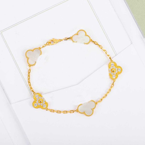 2023 luxury quality s925 silver charm bracelet with nature shell beads red agate malachite and sparkly diamonds have box stamp ps5081, Golden;silver
2023 luxury quality s925 silver charm bracelet with nature shell beads red agate malachite and sparkly diamonds have box stamp ps5081, Golden;silver