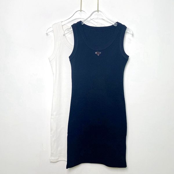 casual dresses early spring new heavy industry metal l label spliced u-neck tank dress slim super a skirt children, Black;gray
casual dresses early spring new heavy industry metal l label spliced u-neck tank dress slim super a skirt children, Black;gray
