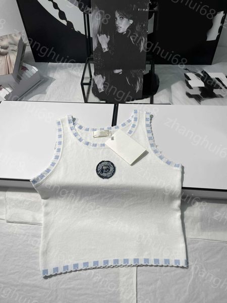 23ss womens designer clothing vest camis tank womens tanks camis round neck color matching chest denim patchwork logo knitted vest womens cl, White
23ss womens designer clothing vest camis tank womens tanks camis round neck color matching chest denim patchwork logo knitted vest womens cl, White
