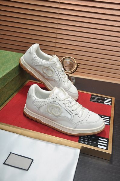 brand designer mac80 sneaker shoes interlocking men embroidery rubber sole trainers couple runner sports couple skateboard walking eu36-44, Black
brand designer mac80 sneaker shoes interlocking men embroidery rubber sole trainers couple runner sports couple skateboard walking eu36-44, Black