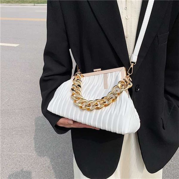 13% off 2023 handbag baobao women's new fashion folded metal clip chain small square versatile one shoulder crossbody bag
13% off 2023 handbag baobao women's new fashion folded metal clip chain small square versatile one shoulder crossbody bag