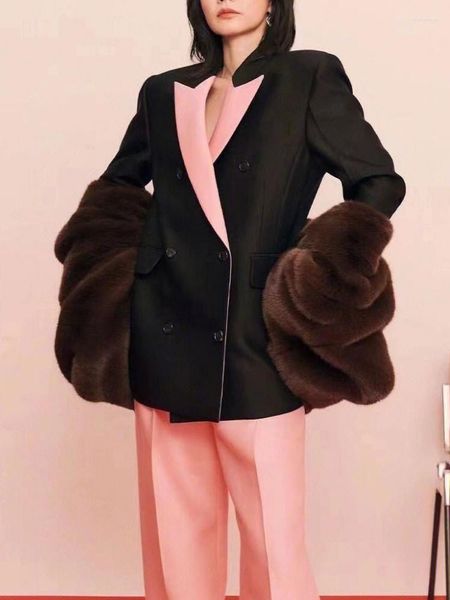 Women's Suits 2023 Autumn And Winter Women Wool Black Stitching Collar Double-breasted Long-sleeved Suit
Women's Suits 2023 Autumn And Winter Women Wool Black Stitching Collar Double-breasted Long-sleeved Suit