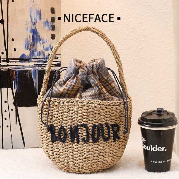 new ins rural plaid grass woven handbag with personalized fashion woven bucket bag, single shoulder rattan woven tote bag 230516
new ins rural plaid grass woven handbag with personalized fashion woven bucket bag, single shoulder rattan woven tote bag 230516