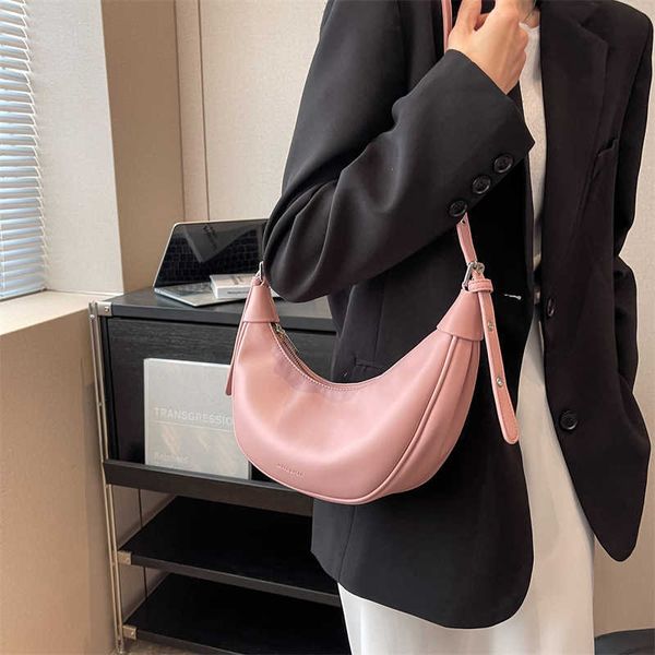 nxy half moon small leather cute solid crossbody bags spring designer armpit handbag shoulder underarm side bag 230424
nxy half moon small leather cute solid crossbody bags spring designer armpit handbag shoulder underarm side bag 230424