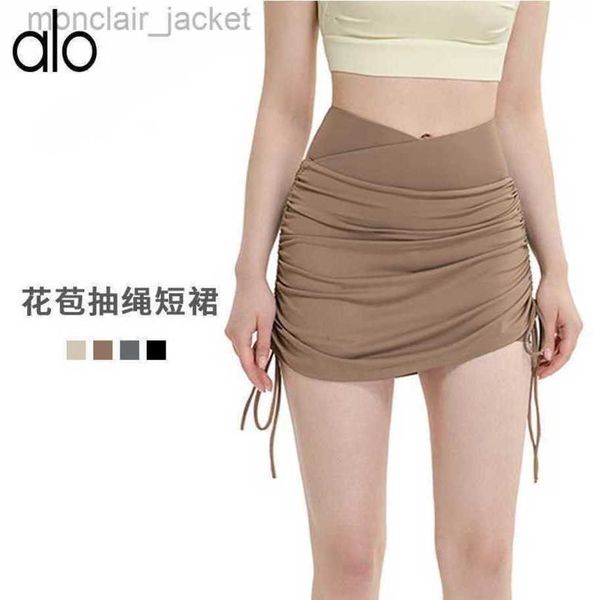 desginer yoga shorts drawstring high waisted sports short skirt for women's quick dry running anti glare skirt fitness tennis skirt 23s, White;black
desginer yoga shorts drawstring high waisted sports short skirt for women's quick dry running anti glare skirt fitness tennis skirt 23s, White;black