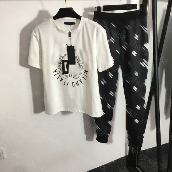 23ss women pants sets casual suit womens designer clothing wheat letter print short sleeve t-shirt elastic waist cinched feet casual trouser, White
23ss women pants sets casual suit womens designer clothing wheat letter print short sleeve t-shirt elastic waist cinched feet casual trouser, White