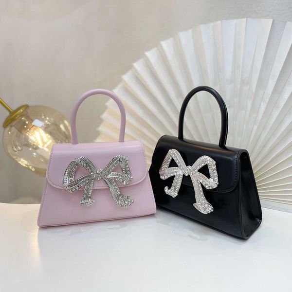 shoulder bags fashion diamonds bow women handbags designer rhinestone crossbody luxury pu leather evening party small flap purse 230426
shoulder bags fashion diamonds bow women handbags designer rhinestone crossbody luxury pu leather evening party small flap purse 230426