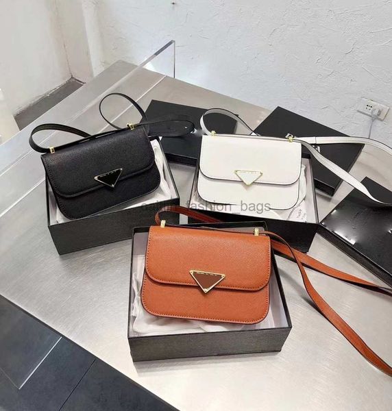 classic designersbag shoulder bag crossbody bags leather handbags wallets hardware accessories original casual fashion high-end small tote b
classic designersbag shoulder bag crossbody bags leather handbags wallets hardware accessories original casual fashion high-end small tote b