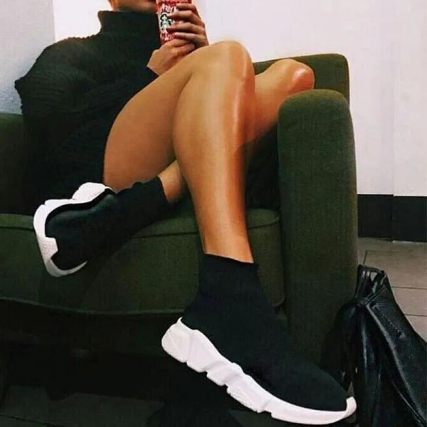 2023 designer sock shoe casual shoes mens womens paris triple black white red green flat trainers sneakers fashion platform walking outdoor
2023 designer sock shoe casual shoes mens womens paris triple black white red green flat trainers sneakers fashion platform walking outdoor