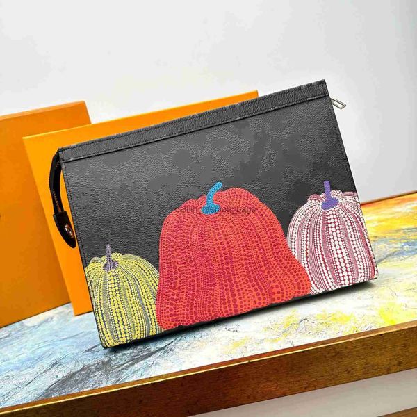 wallets luxurys designers multiple x yayoi kusama wallets for women wallets pumpkin printing ladies travel wallet coin purse with original b, Red;black
wallets luxurys designers multiple x yayoi kusama wallets for women wallets pumpkin printing ladies travel wallet coin purse with original b, Red;black