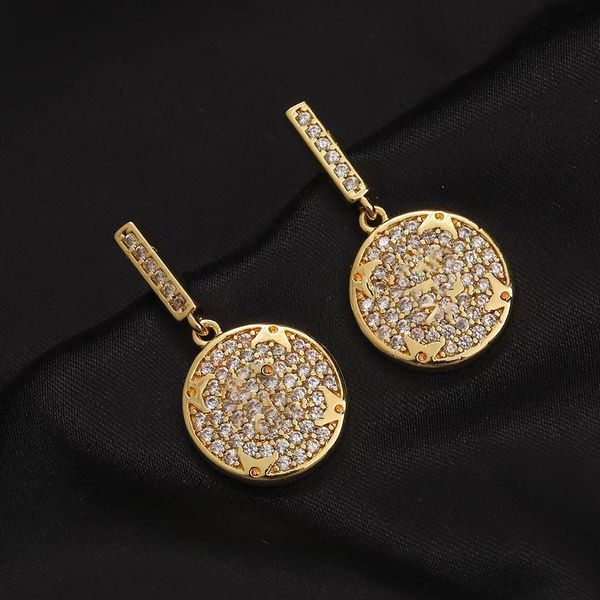 luxury clover letter l charm earring gold plated stainless steel jewelry for women gift, Golden;silver
luxury clover letter l charm earring gold plated stainless steel jewelry for women gift, Golden;silver