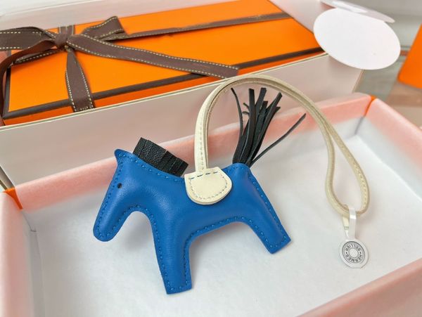 designer keychain pendant charm car keychain fashion keychain gxwjd huise, Silver
designer keychain pendant charm car keychain fashion keychain gxwjd huise, Silver