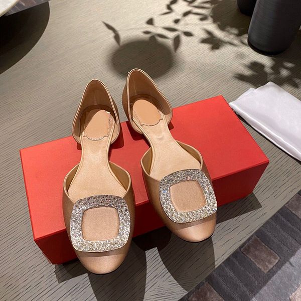 with box designer water diamond luxury women dress shoes silver gray black red blue champagne casual fashion versatile wedding party
with box designer water diamond luxury women dress shoes silver gray black red blue champagne casual fashion versatile wedding party