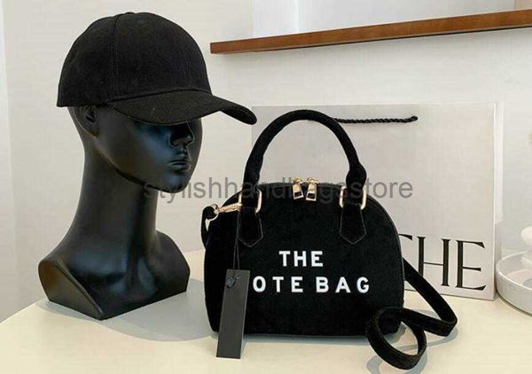 totes women's shell bag handbag luxury designer single shoulder coated canvas with cowhide trim straddle tote handbag stylishhandbagsst
totes women's shell bag handbag luxury designer single shoulder coated canvas with cowhide trim straddle tote handbag stylishhandbagsst