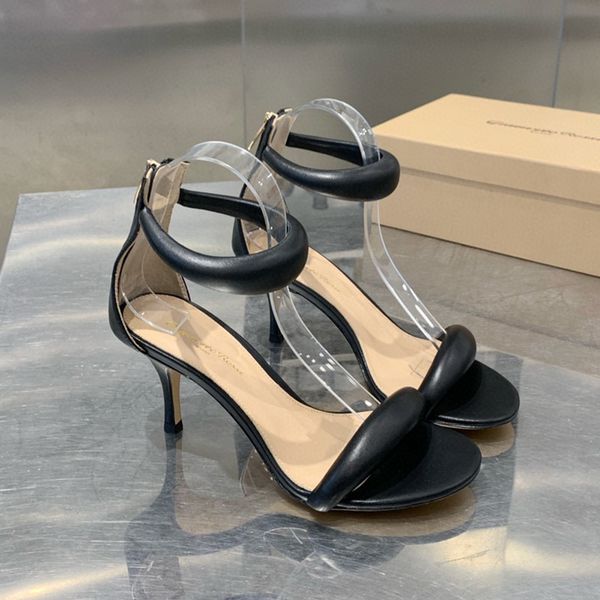 622s621s sandals gianvito rossi sandals7cm stiletto heels slippers mid heel dress shoes heel for women summer luxury designer sa, Black
622s621s sandals gianvito rossi sandals7cm stiletto heels slippers mid heel dress shoes heel for women summer luxury designer sa, Black