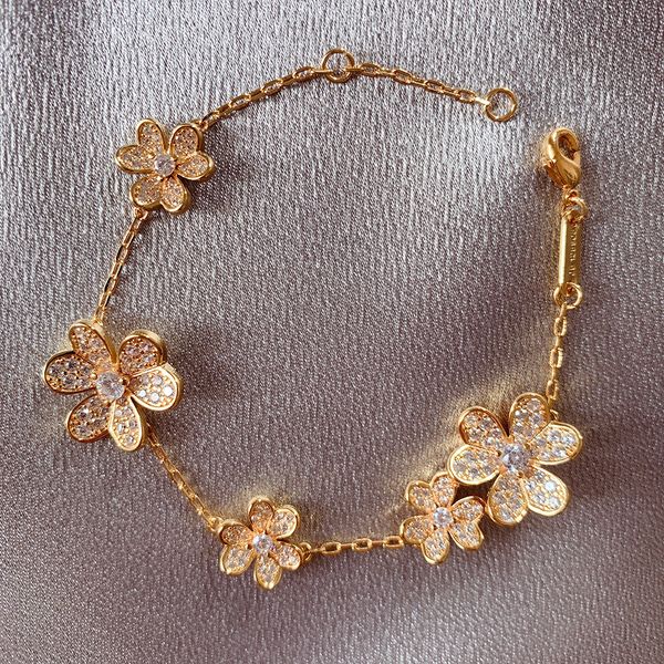 luxury brand frilove bracelet womens lucky cherry flower spring ladybug designer jewelry set quatrefoil clover bracelets women 5 motifs pend, Golden;silver
luxury brand frilove bracelet womens lucky cherry flower spring ladybug designer jewelry set quatrefoil clover bracelets women 5 motifs pend, Golden;silver