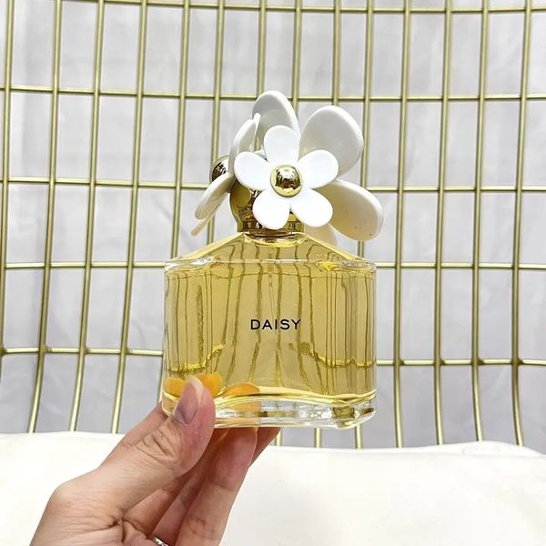 promotion perfume yellow daisy lady edt perfume 100ml long lasting floral fruit notes perfume original
promotion perfume yellow daisy lady edt perfume 100ml long lasting floral fruit notes perfume original
