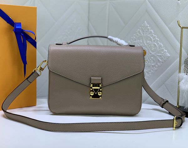 designer shoulder bag luxury womens handbags pochette totes quality embossed flower letters empreinte message bags ladies fashion s-lock cro
designer shoulder bag luxury womens handbags pochette totes quality embossed flower letters empreinte message bags ladies fashion s-lock cro
