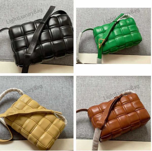bottegav venetas brand designer weave crossbody bag shoulder bags satchel women leather wallets classic luxury shopping purses 2201104
bottegav venetas brand designer weave crossbody bag shoulder bags satchel women leather wallets classic luxury shopping purses 2201104