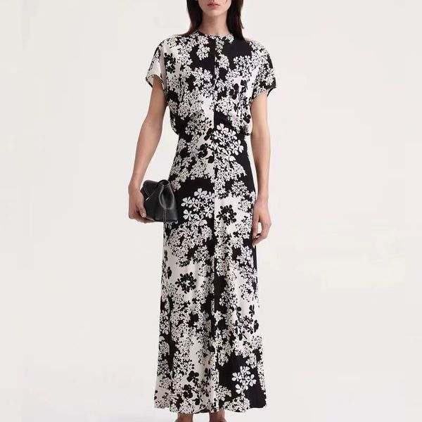 swedish nordic style 23 summer new products retro floral pendant waist skirt pleated waist collection slimming long short sleeved dress, Black;gray
swedish nordic style 23 summer new products retro floral pendant waist skirt pleated waist collection slimming long short sleeved dress, Black;gray