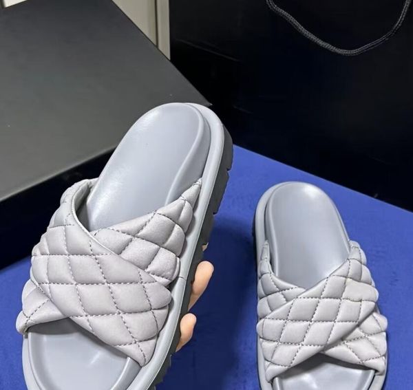 men women summer slippers luxury designer sandals fashion quilted couple slide brands flip-flops quilted casual shoes, Black
men women summer slippers luxury designer sandals fashion quilted couple slide brands flip-flops quilted casual shoes, Black