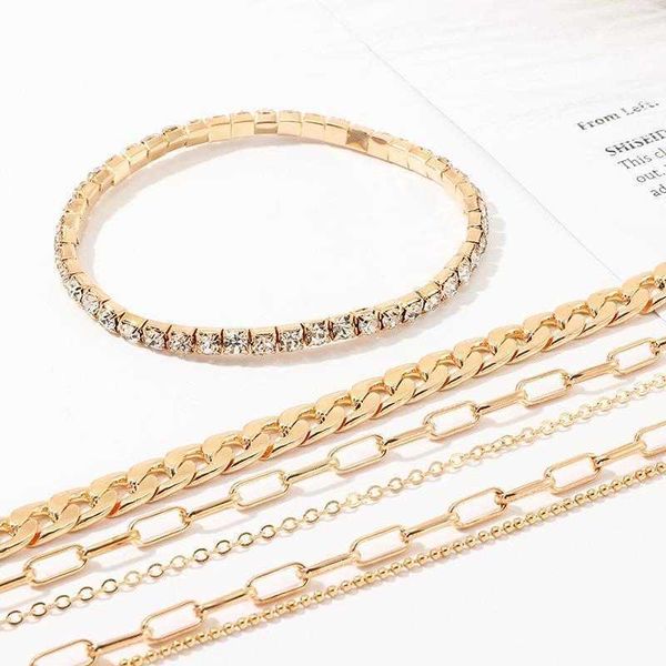 ornament personality simple metal thick chain full diamond 6 combination set bracelet, Black
ornament personality simple metal thick chain full diamond 6 combination set bracelet, Black