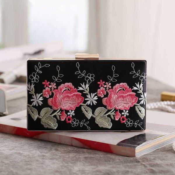 evening bags printed flower embroidery rose metal black day clutch satin party wedding dinner handbags 230427
evening bags printed flower embroidery rose metal black day clutch satin party wedding dinner handbags 230427