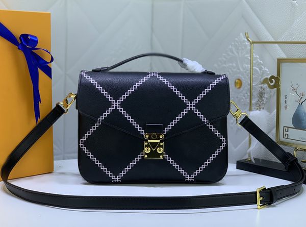 designer shoulder bag luxury women handbags pochette totes quality embossed flowers letter empreinte message bags ladies fashion s-lock cros
designer shoulder bag luxury women handbags pochette totes quality embossed flowers letter empreinte message bags ladies fashion s-lock cros