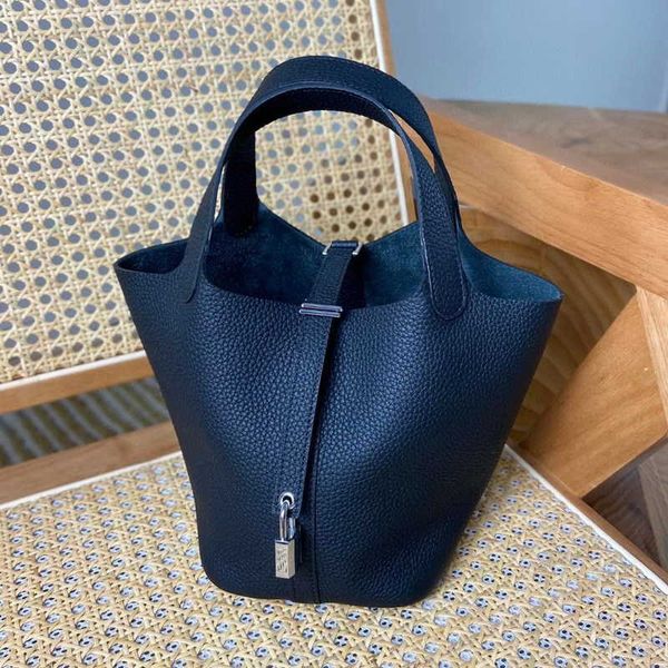authentic totes picotin womens luxury bags 2023 summer new h family tc first layer kraft vegetable basket bag leather bucket fashion buckle
authentic totes picotin womens luxury bags 2023 summer new h family tc first layer kraft vegetable basket bag leather bucket fashion buckle