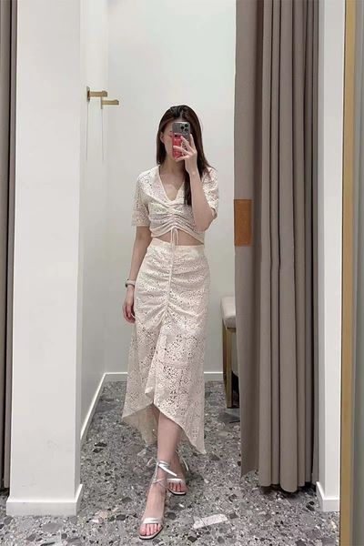 basic & casual dresses -aje women v-neck midriff costume a-line dress hollowed out knit midi dress, Black;gray
basic & casual dresses -aje women v-neck midriff costume a-line dress hollowed out knit midi dress, Black;gray