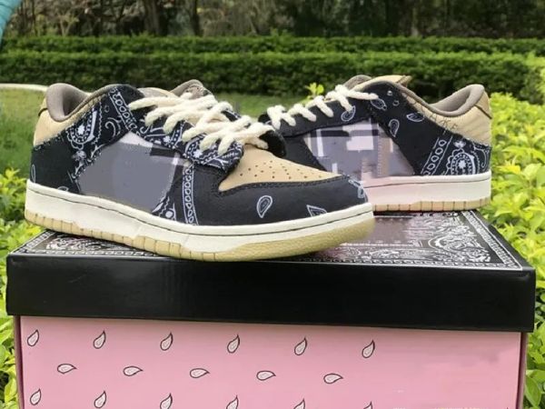 2023 limited edition dk low cactus jack skateboard designer shoes black parachute beige petra brown fashion sport sneakers come with box
2023 limited edition dk low cactus jack skateboard designer shoes black parachute beige petra brown fashion sport sneakers come with box