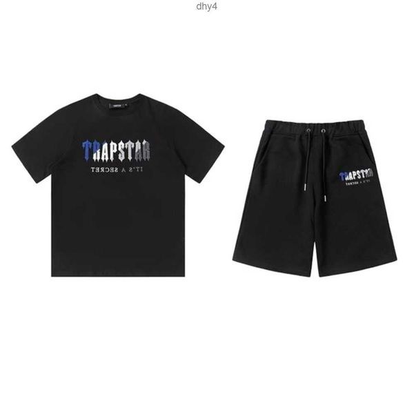 men's t-shirts trapstar t shirt designer shirts print letter luxury black and white grey rainbow color summer sports fashion cotton cor, White;black
men's t-shirts trapstar t shirt designer shirts print letter luxury black and white grey rainbow color summer sports fashion cotton cor, White;black