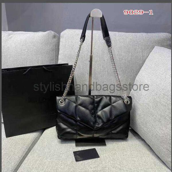 luxury designers women sliver chain crossbody bag pu leather handbag tote flip cover diagonal messenger 9035 stylishhandbagsstore
luxury designers women sliver chain crossbody bag pu leather handbag tote flip cover diagonal messenger 9035 stylishhandbagsstore