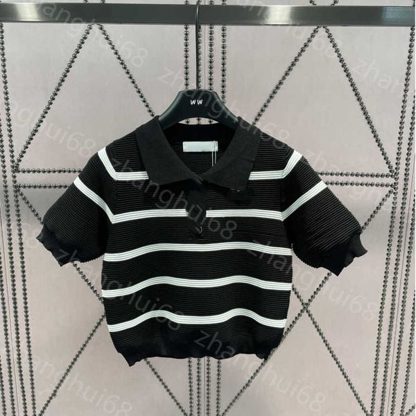 23ss womens designer clothing womens knits chest embroidered monogram logo polo lapel striped wool knitted short sleeve womens clothes a1, White
23ss womens designer clothing womens knits chest embroidered monogram logo polo lapel striped wool knitted short sleeve womens clothes a1, White