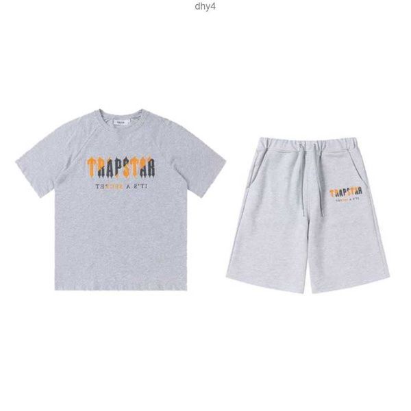 men's t-shirts trapstar t shirt designer shirts print letter luxury black and white grey rainbow color summer sports fashion cotton cor, White;black
men's t-shirts trapstar t shirt designer shirts print letter luxury black and white grey rainbow color summer sports fashion cotton cor, White;black