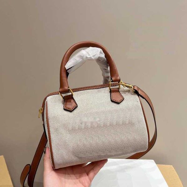 boston bags designer bag women pillow bags luxurys handbags canvas classic duffle bags designer crossbody tote handbag luggage 230101
boston bags designer bag women pillow bags luxurys handbags canvas classic duffle bags designer crossbody tote handbag luggage 230101