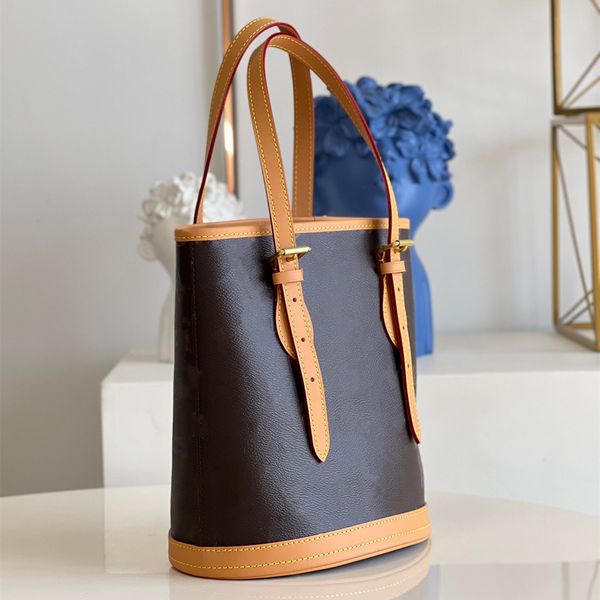 retro brown flower tote bags women bucket handbag letter clutch shopping bag shoulder purse fashion genuine leather large capacity classic p
retro brown flower tote bags women bucket handbag letter clutch shopping bag shoulder purse fashion genuine leather large capacity classic p