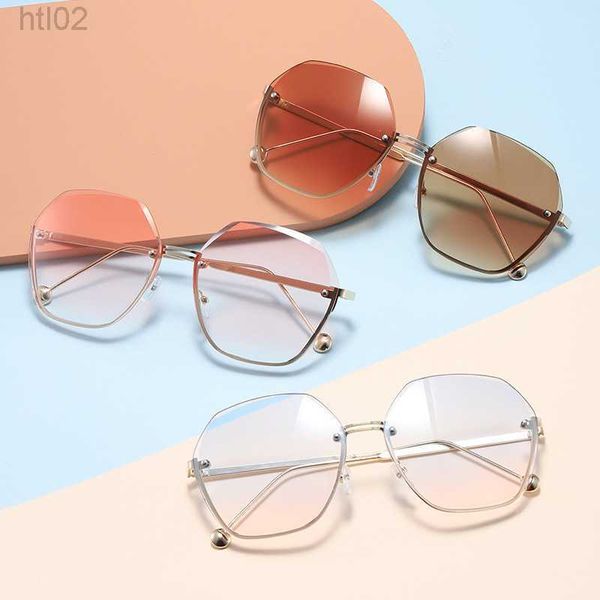 new fashion temperament frameless sunglasses irregular trimming sunglasses anti ultraviolet sunglasses female 8821, White;black
new fashion temperament frameless sunglasses irregular trimming sunglasses anti ultraviolet sunglasses female 8821, White;black
