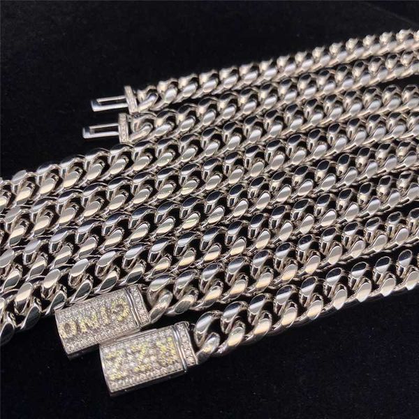 moissanite lock cuban link chain hip hop necklace 8mm width gold miami shine stainless steel 925 silver
moissanite lock cuban link chain hip hop necklace 8mm width gold miami shine stainless steel 925 silver