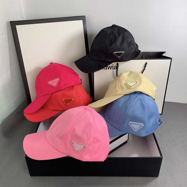 designers baseball caps luxurys baseball cap solid color letter tongue hats side sports temperament hundred take couple casual travel sunsha, Blue;gray
designers baseball caps luxurys baseball cap solid color letter tongue hats side sports temperament hundred take couple casual travel sunsha, Blue;gray