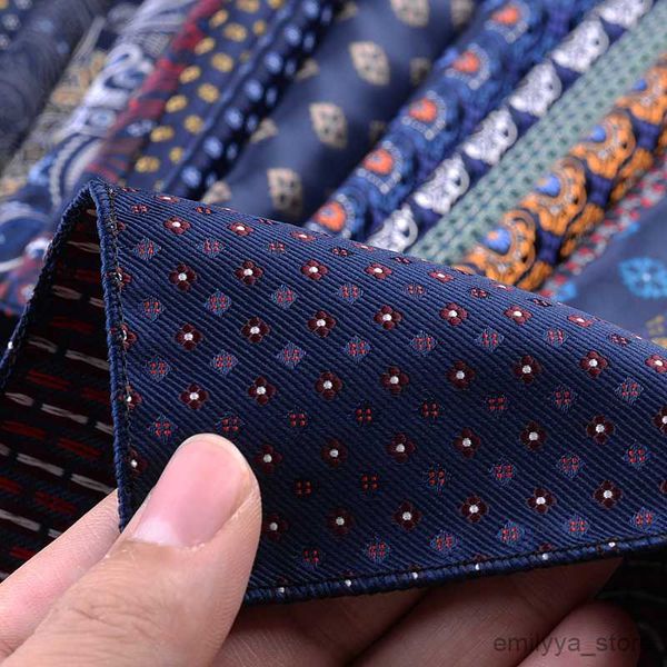 2pcs handkerchiefs new 23*23cm suit pocket square for men women floral chest towel hanky gentlemen hankies men's suits handkerchief poc, Blue;white
2pcs handkerchiefs new 23*23cm suit pocket square for men women floral chest towel hanky gentlemen hankies men's suits handkerchief poc, Blue;white