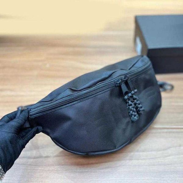 aw designer bags fanny packs belt bag women bum bags wallet women classic rainbow shoulder strap sports mountaineering bag 230318
aw designer bags fanny packs belt bag women bum bags wallet women classic rainbow shoulder strap sports mountaineering bag 230318