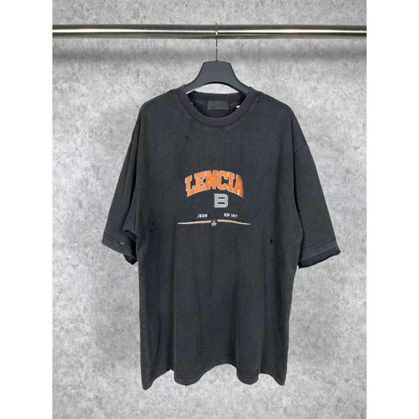 luxury brand sweatshirt men women bb designer t shirt round neck pullover tee summer short sleeved t shirts cola print hole cotton tshirt me, White;black
luxury brand sweatshirt men women bb designer t shirt round neck pullover tee summer short sleeved t shirts cola print hole cotton tshirt me, White;black