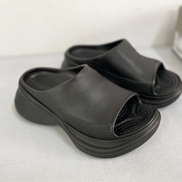 poolcroc designer sandals slippers slides classic women black white green waterproof shoes platform rubber slipper beach shoes with box no44
poolcroc designer sandals slippers slides classic women black white green waterproof shoes platform rubber slipper beach shoes with box no44