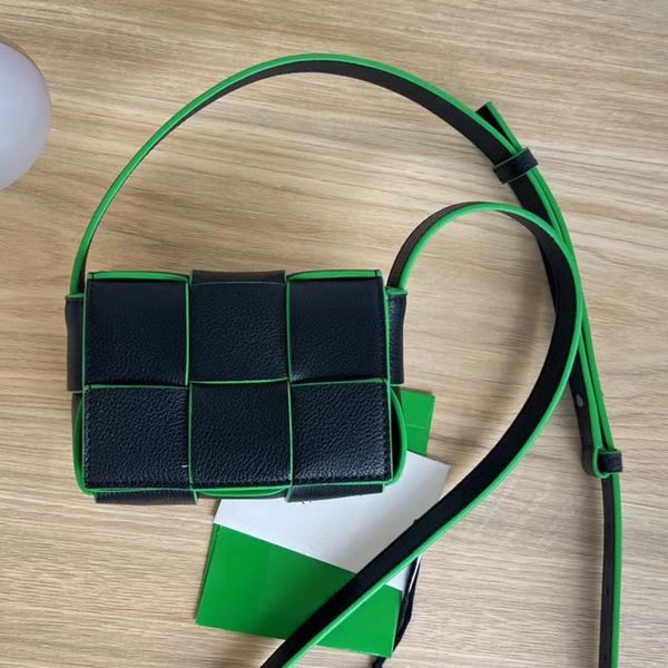 7a newr luxury leather women's bag woven rubik's cube bag mini shoulder crossbody bag vintage square simplicity commute sheepskin
7a newr luxury leather women's bag woven rubik's cube bag mini shoulder crossbody bag vintage square simplicity commute sheepskin