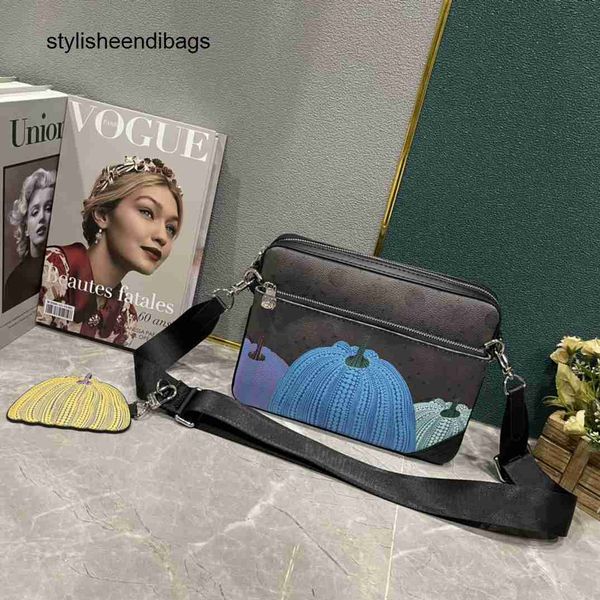 shoulder bags mens yk trio messenger bag yayoi kusama designer m46435 m69443 luxury monograms floral cross-body bag man artist pumpkin leath
shoulder bags mens yk trio messenger bag yayoi kusama designer m46435 m69443 luxury monograms floral cross-body bag man artist pumpkin leath
