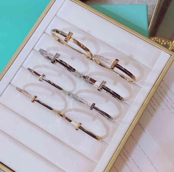 factory designer bangle v jindijia t1 diamond inlaid bracelet women039s double t wide and narrow version semi simple fashion folding7107198, Black
factory designer bangle v jindijia t1 diamond inlaid bracelet women039s double t wide and narrow version semi simple fashion folding7107198, Black