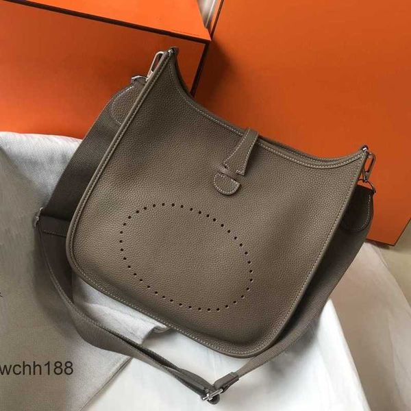 hemes out bag large genuine bags designer 2023 real leather cowhide hollow evelyns litchi tote pattern shoulder crossbody women's tote
hemes out bag large genuine bags designer 2023 real leather cowhide hollow evelyns litchi tote pattern shoulder crossbody women's tote