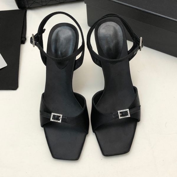 5cm heels pumps y& women shoes sandals crystal buckle purple black sl stiletto square ttoe slingbacks ankle strap designer sandal paris s
5cm heels pumps y& women shoes sandals crystal buckle purple black sl stiletto square ttoe slingbacks ankle strap designer sandal paris s